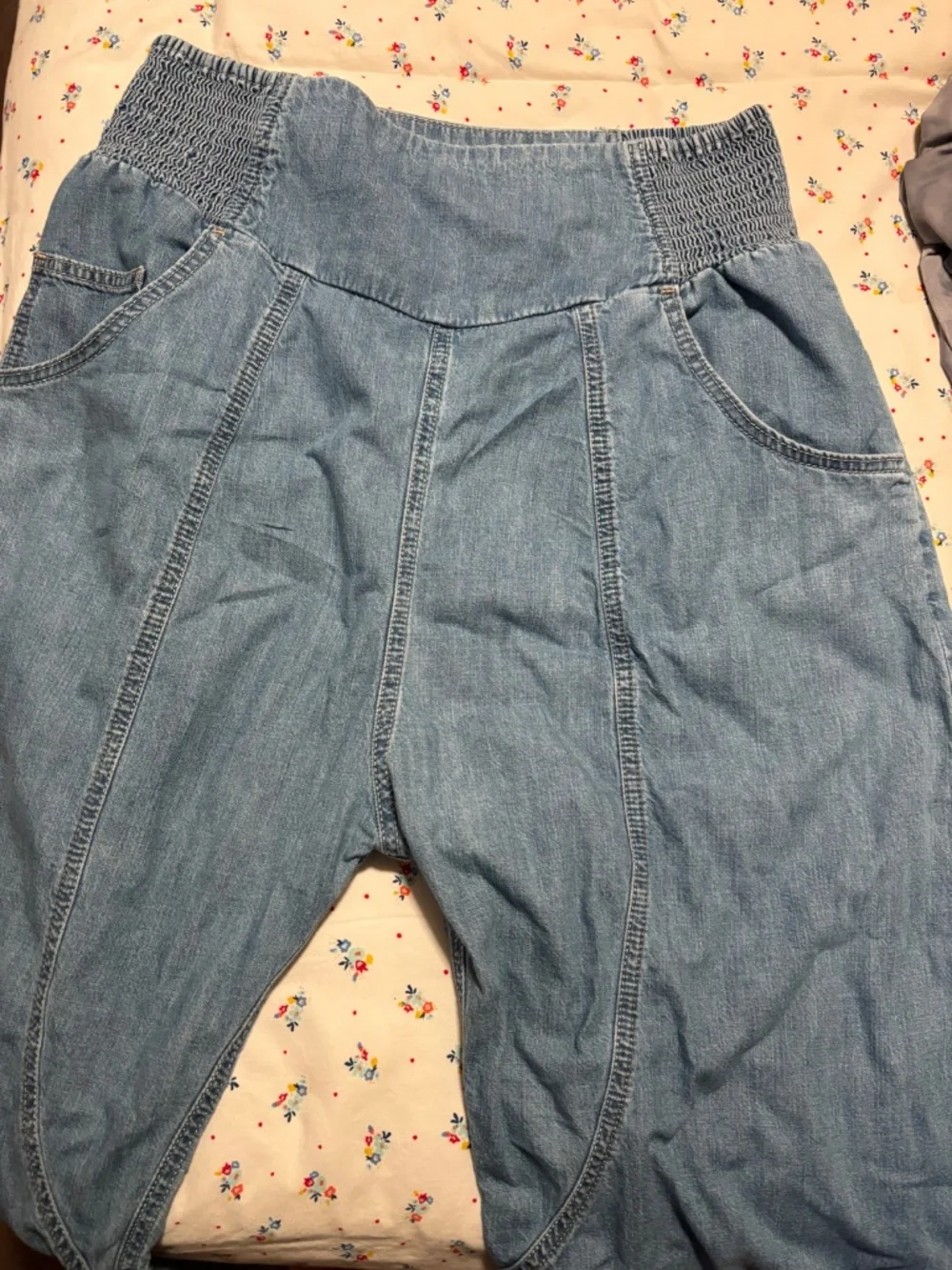 We the free harem pants size medium - Picture 4 of 4